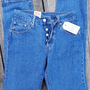 Levi's 501 buttonfly 501 24x32